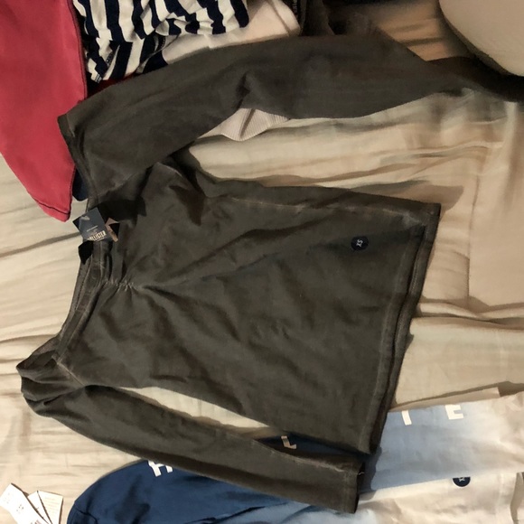 over the shoulder top - Picture 1 of 2